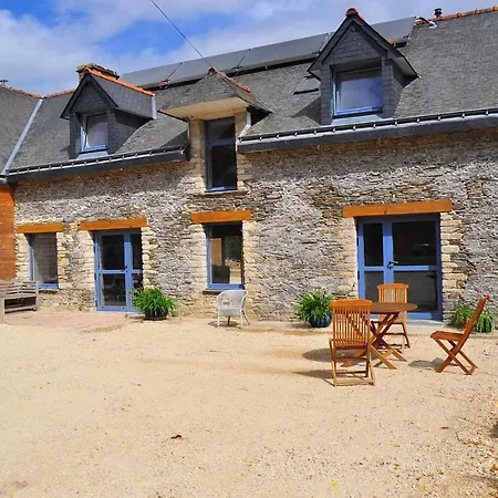 Domaine De Kernanou Konukevi Ploërmel